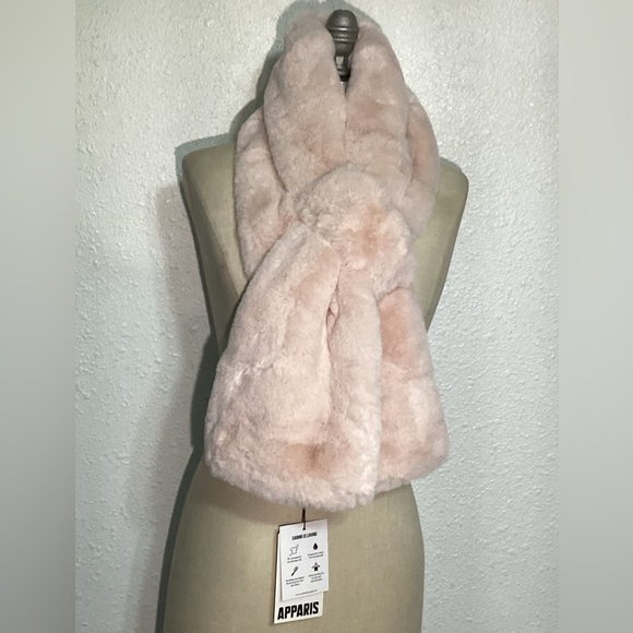 Apparis Blush Faux Fur Wrap scarf - Picture 1 of 4